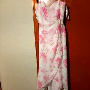 Size 9/10 Morgan and co formal dress